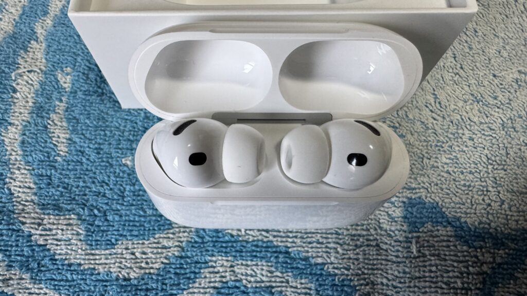 AirPodsPro3の本体画像1中身